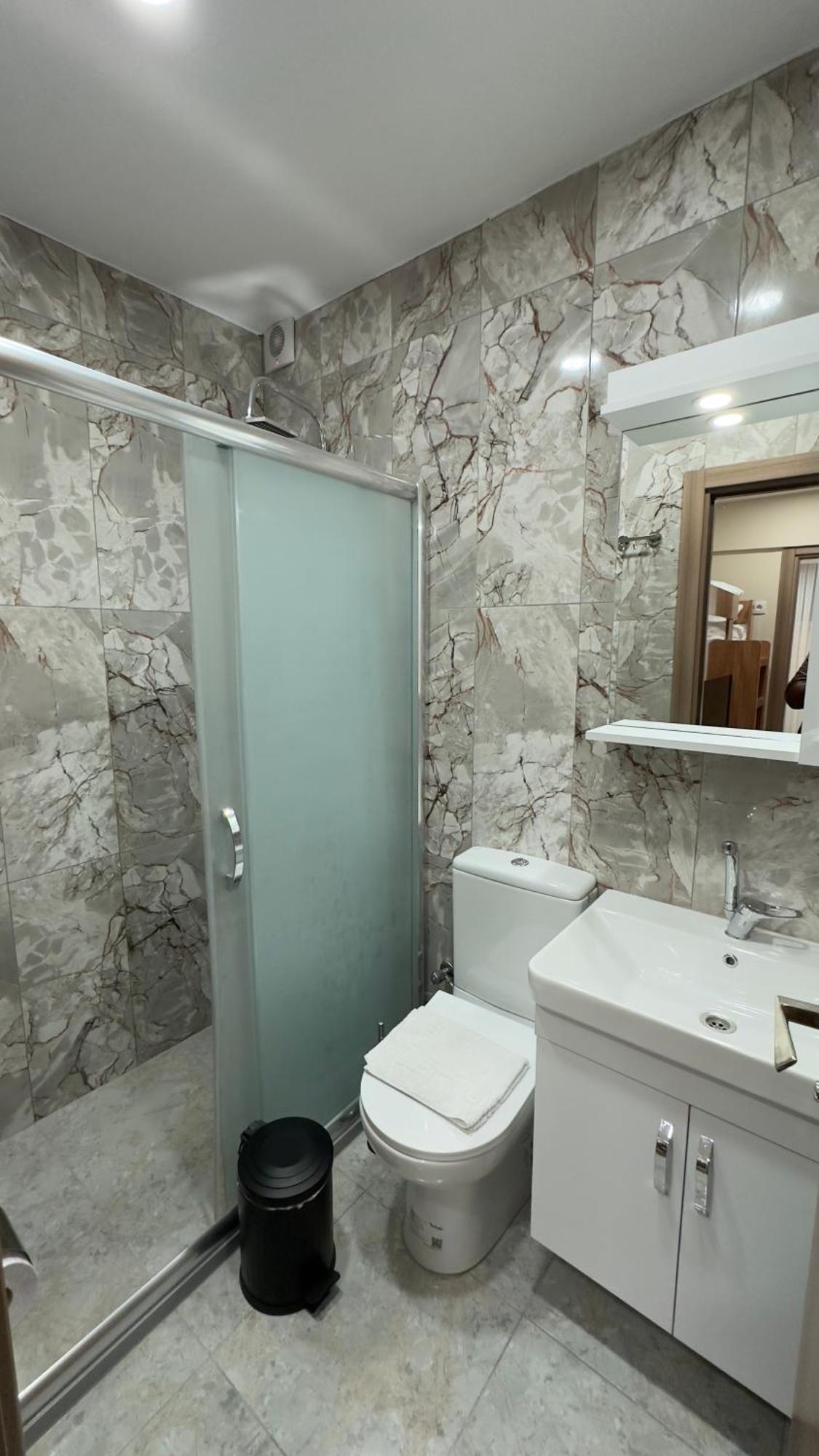 Golden Tulip Suite Apart Istanbul Exteriör bild